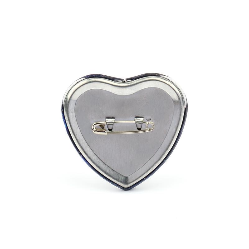 custom-heart-shaped-button-pins-nova-6